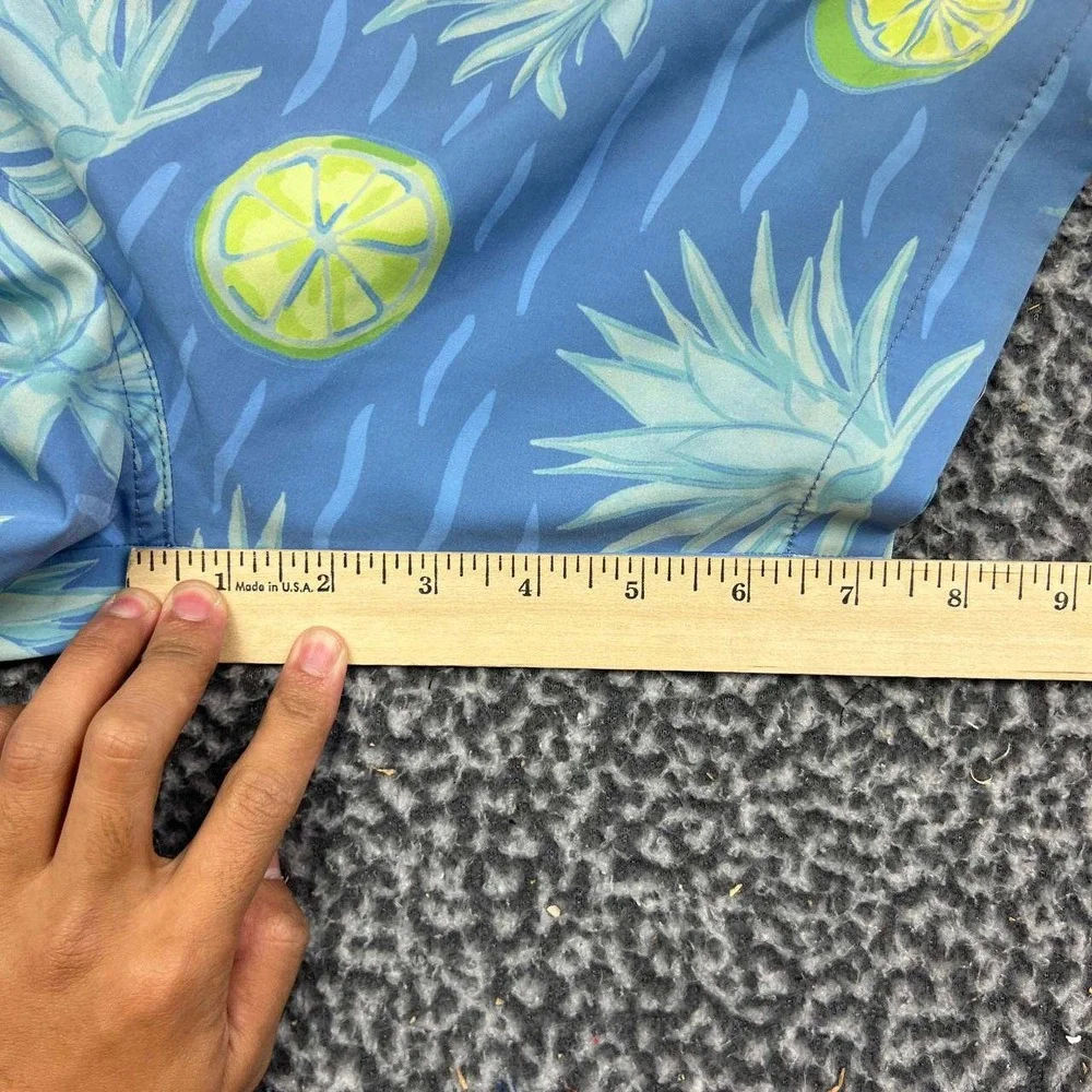 Chubbies Shorts Men Medium Blue Agave Lime Print Swim Trunks M